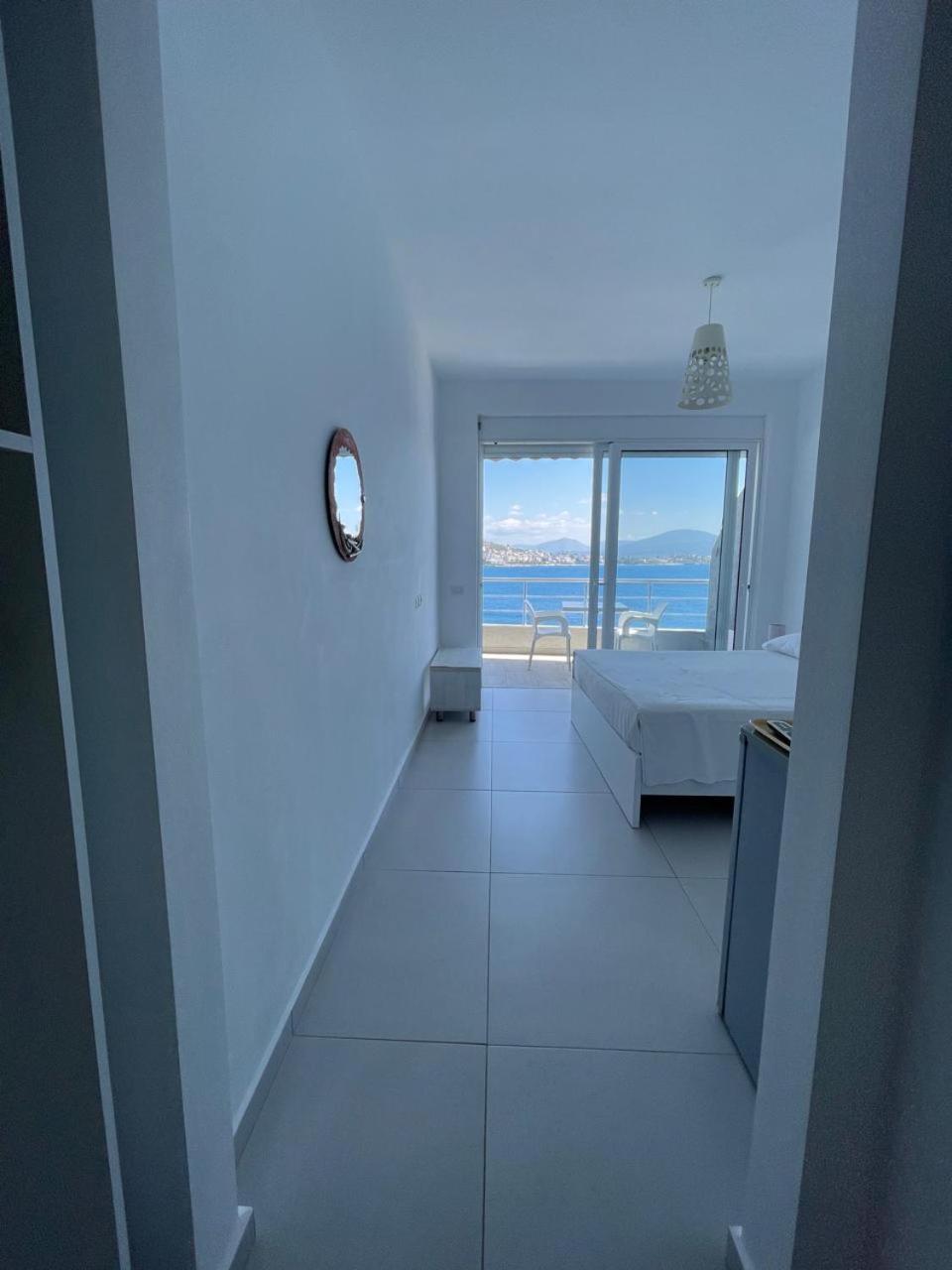 Kristina Bellavista Rooms Sarandë エクステリア 写真