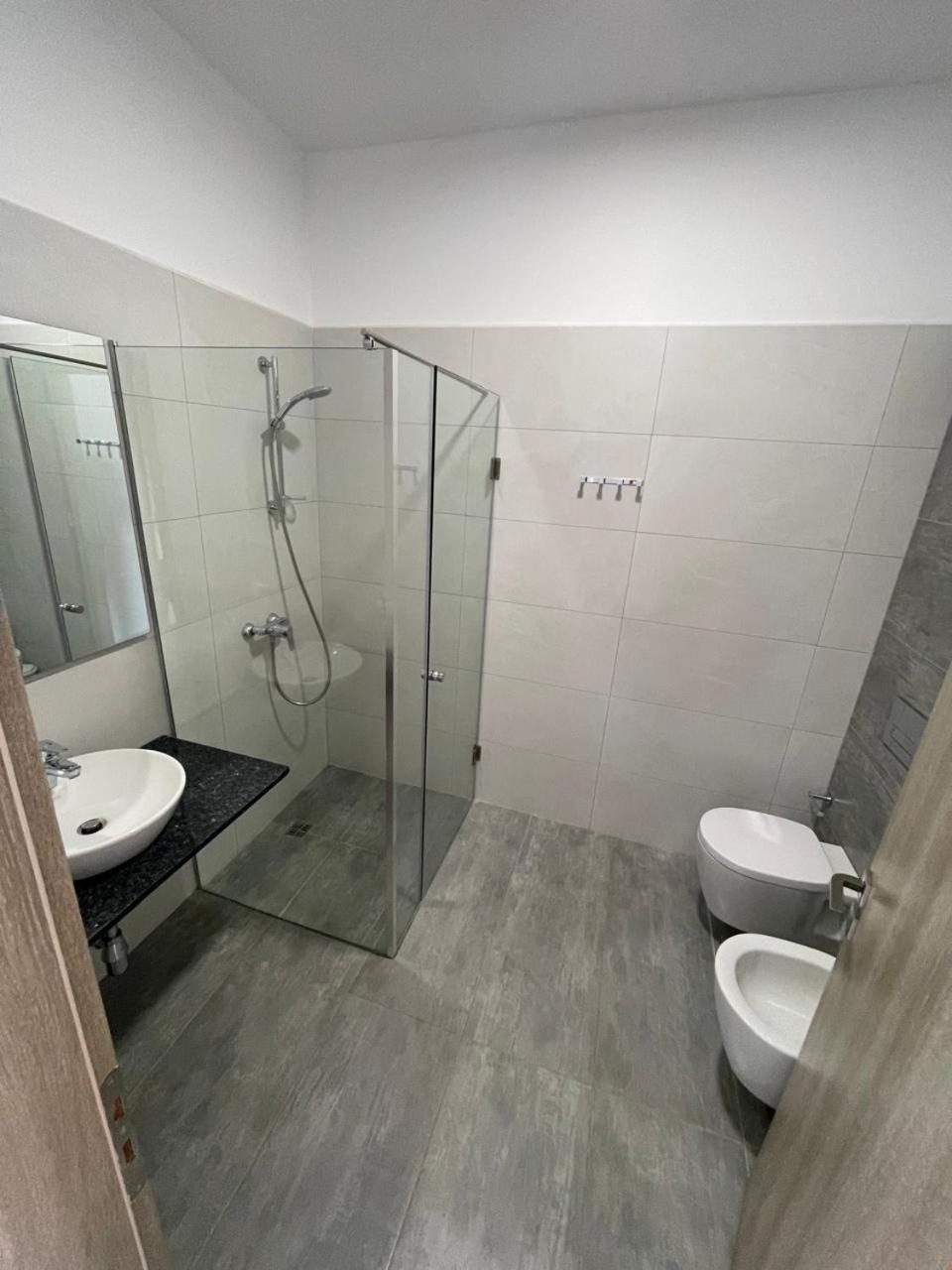 Kristina Bellavista Rooms Sarandë エクステリア 写真