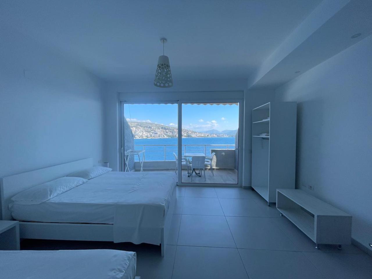 Kristina Bellavista Rooms Sarandë エクステリア 写真