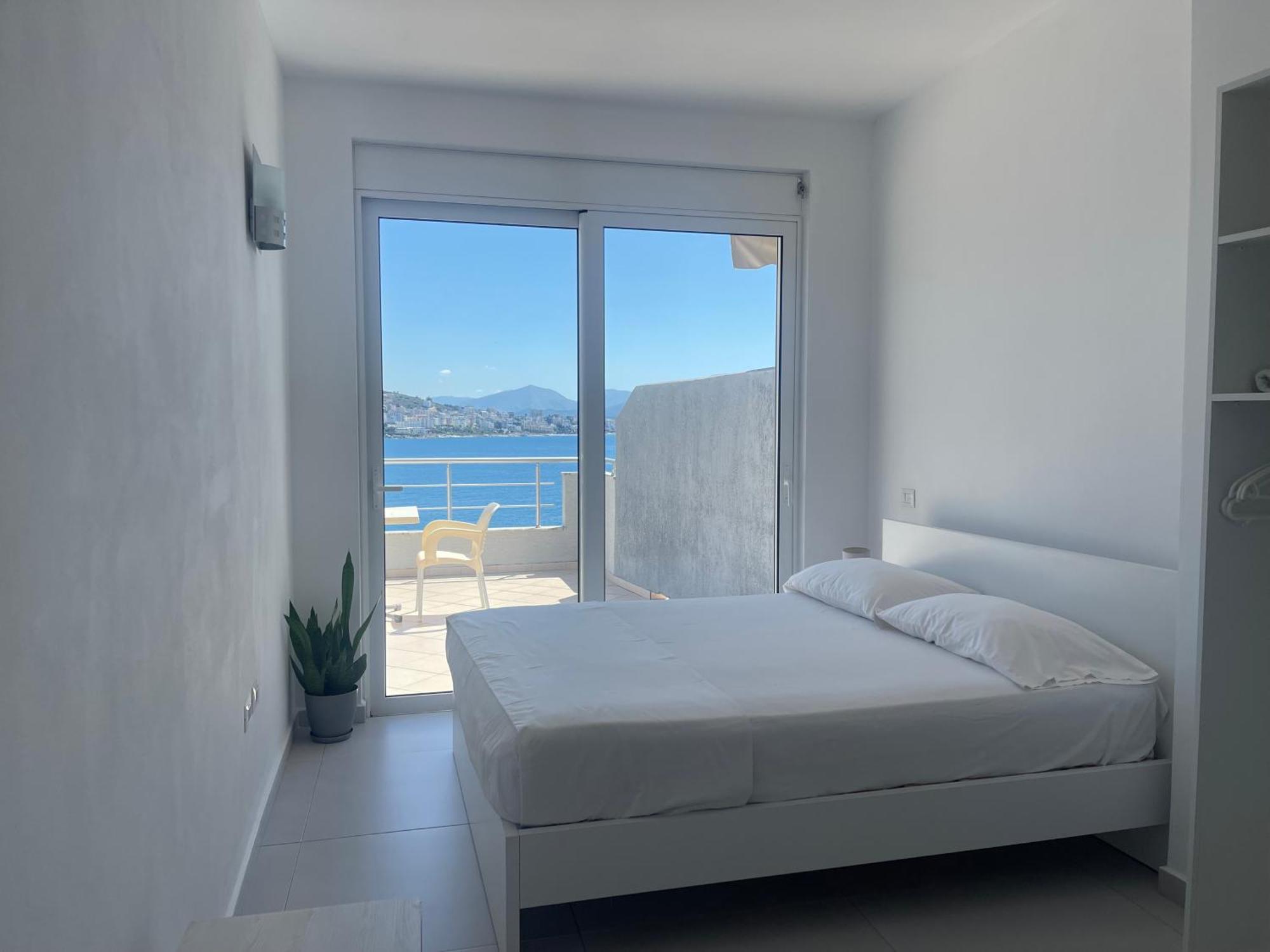 Kristina Bellavista Rooms Sarandë エクステリア 写真