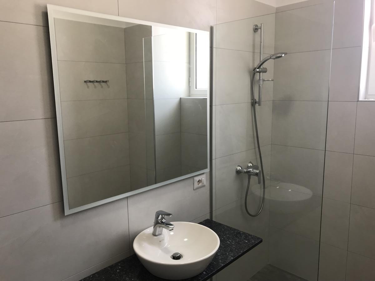 Kristina Bellavista Rooms Sarandë エクステリア 写真